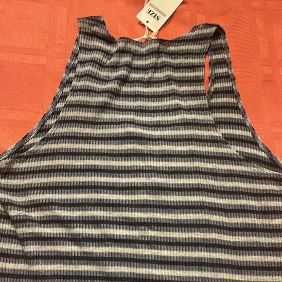 Project Social T-shirt Dress - Picture 3 of 4